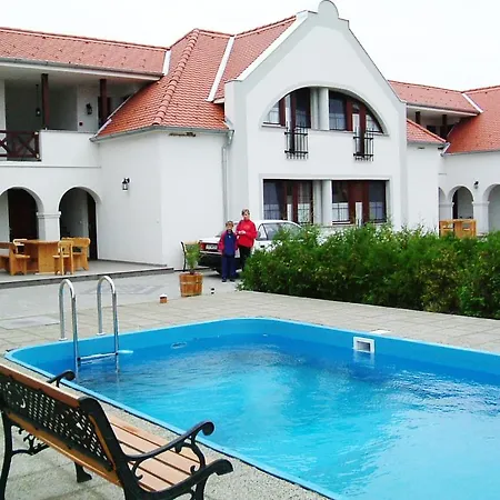 Guest house Szanyi Vendeghaz